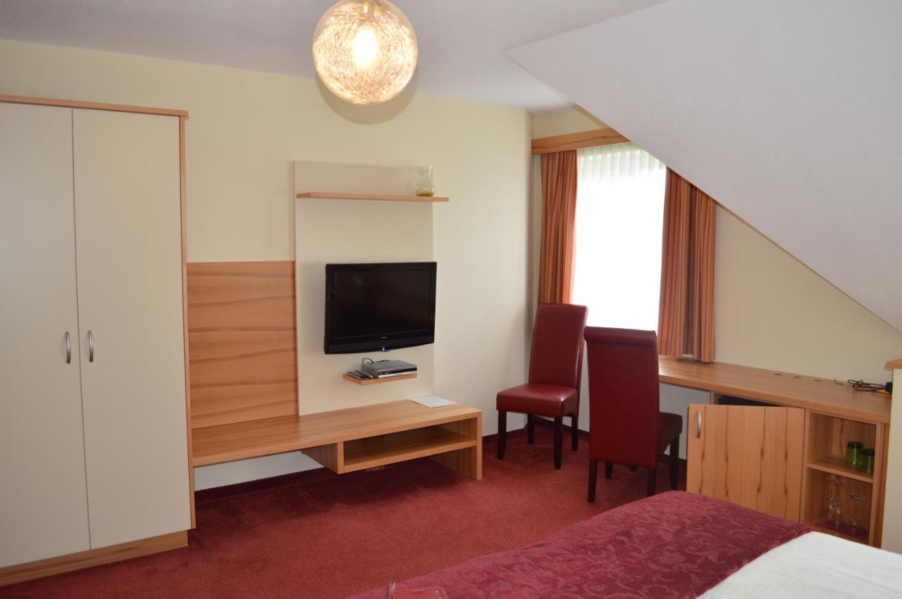 Frühstückspension Krump Bad Waltersdorf Zimmer foto