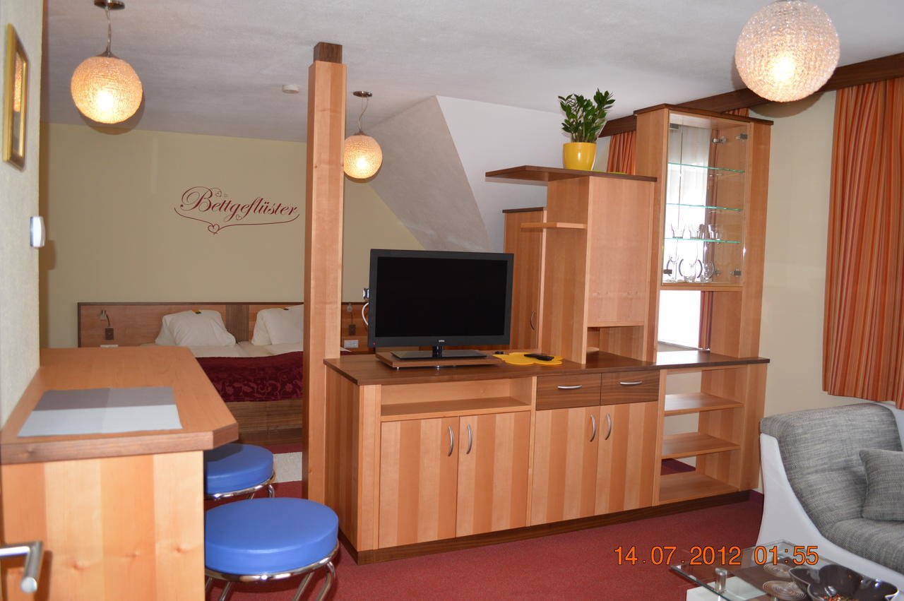 Frühstückspension Krump Bad Waltersdorf Exterior foto