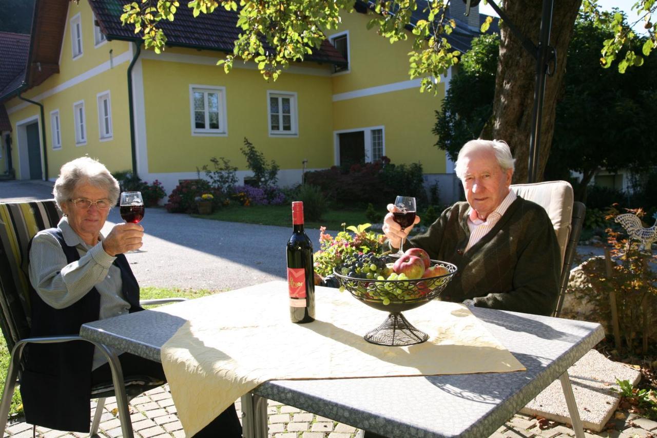 Frühstückspension Krump Bad Waltersdorf Exterior foto